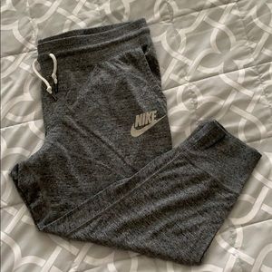Nike Capri Pants